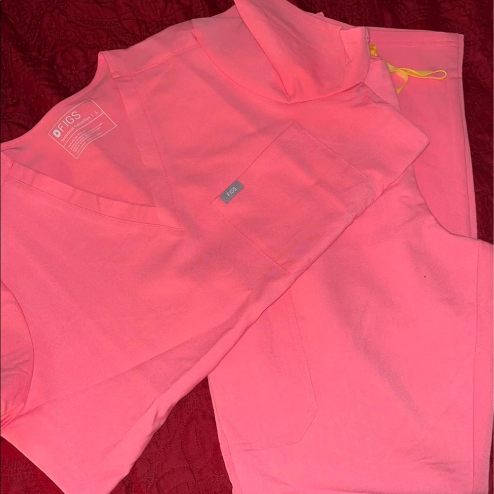 Like New Neon Pink Figs Scrub Set sz Large/Large Tall